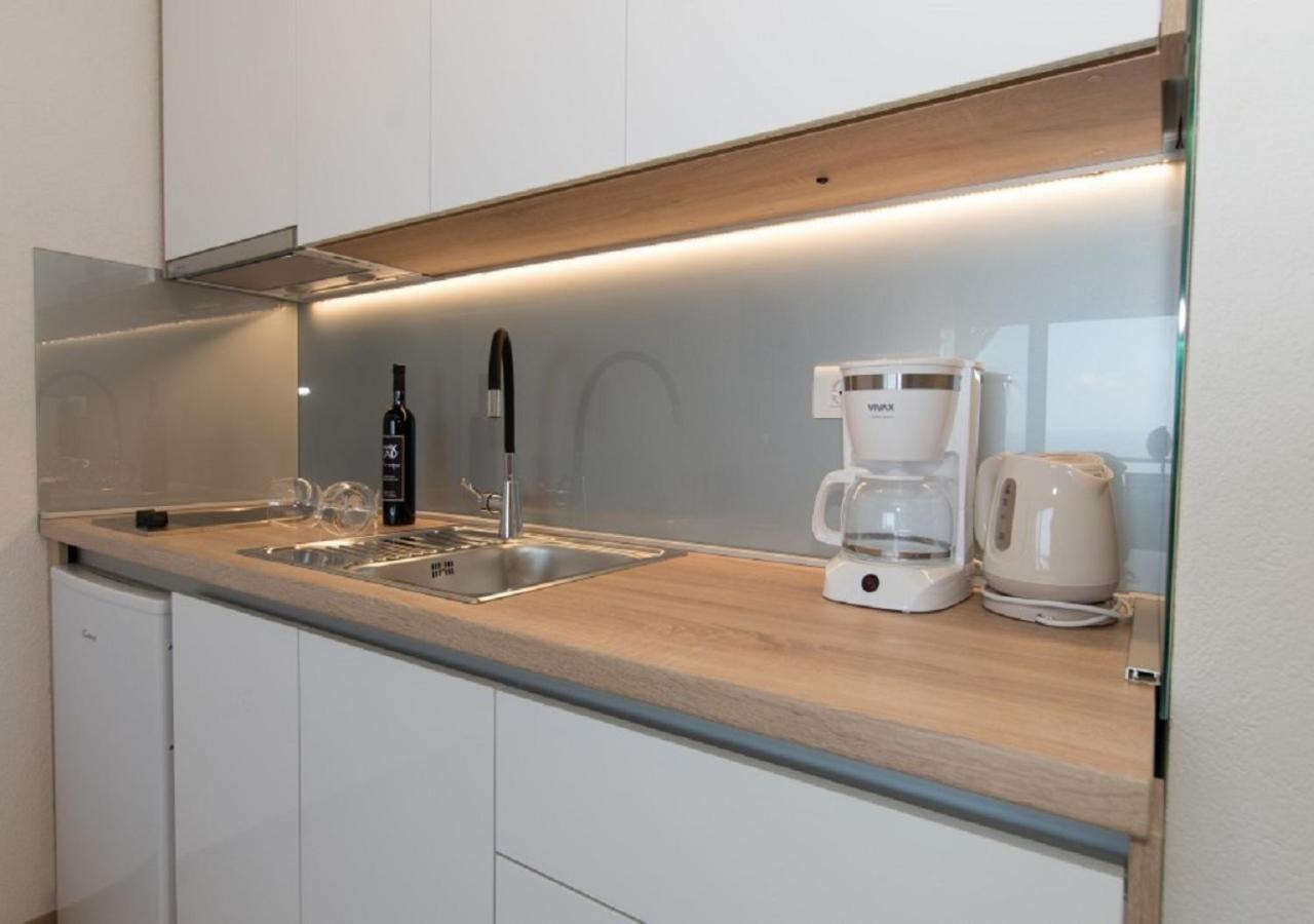 Seaview Oscar Apartman Makarska