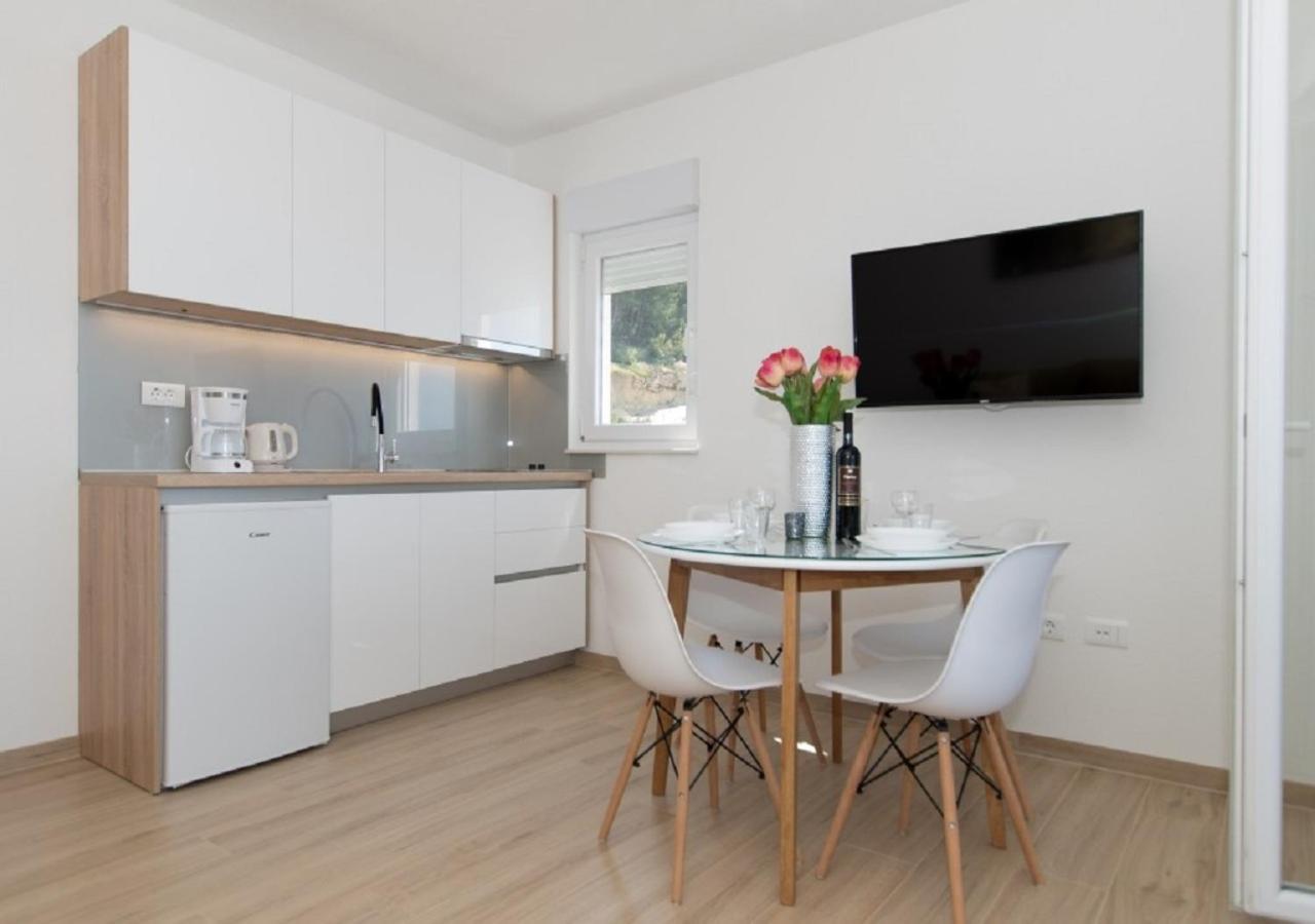 Seaview Oscar Apartman Makarska